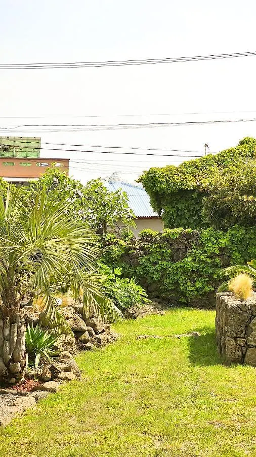 Holiday home Aewol Gilro Villa Jeju
